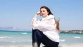 Burcu Özberk Tekne Keyfini Bacak Dekoltesiyle Taçlandırdı, Hayranlarından Tam Not Aldı!