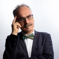 Emrah Safa Gürkan: Tarihçi ve Akademisyen Kimliğiyle Tanınan İsimlerin Başında Geliyor!