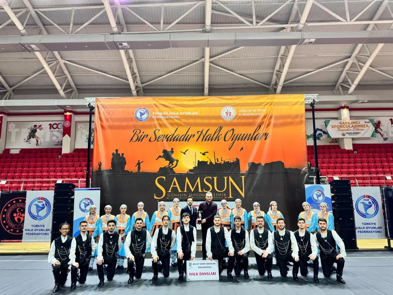 RTEÜ Spor Kulübü'nden Samsun'da Halk Oyunları Başarısı: Bölge Üçüncülüğü 6