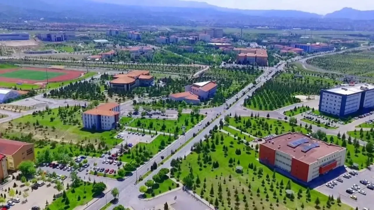 2024-2025 URAP: Türkiye'nin En Başarılı 20 Üniversitesi Açıklandı! 10