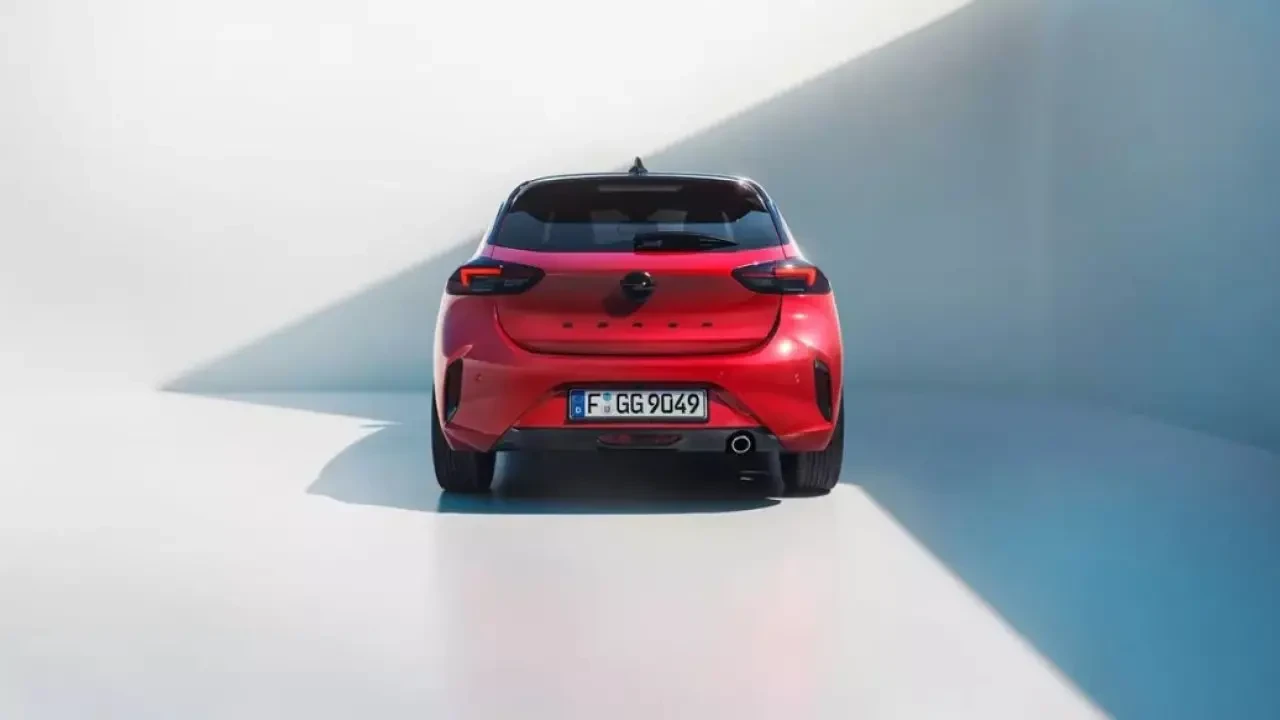 Yeni Opel Corsa tasarım ve teknolojisiyle B segmentinde fark yaratıyor! 2025 Opel Corsa hakkında bilmeniz gereken her şey 10