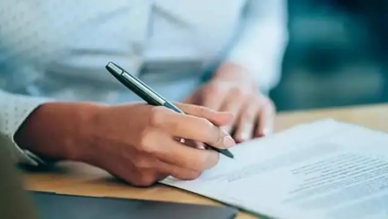 2025 Yılında Kamu Personel Alımı: KPSS ile ve KPSS'siz Kadrolu, Sözleşmeli Memur ve İşçi İhtiyaçları Güncel İlanlarla Açıklanıyor! 3
