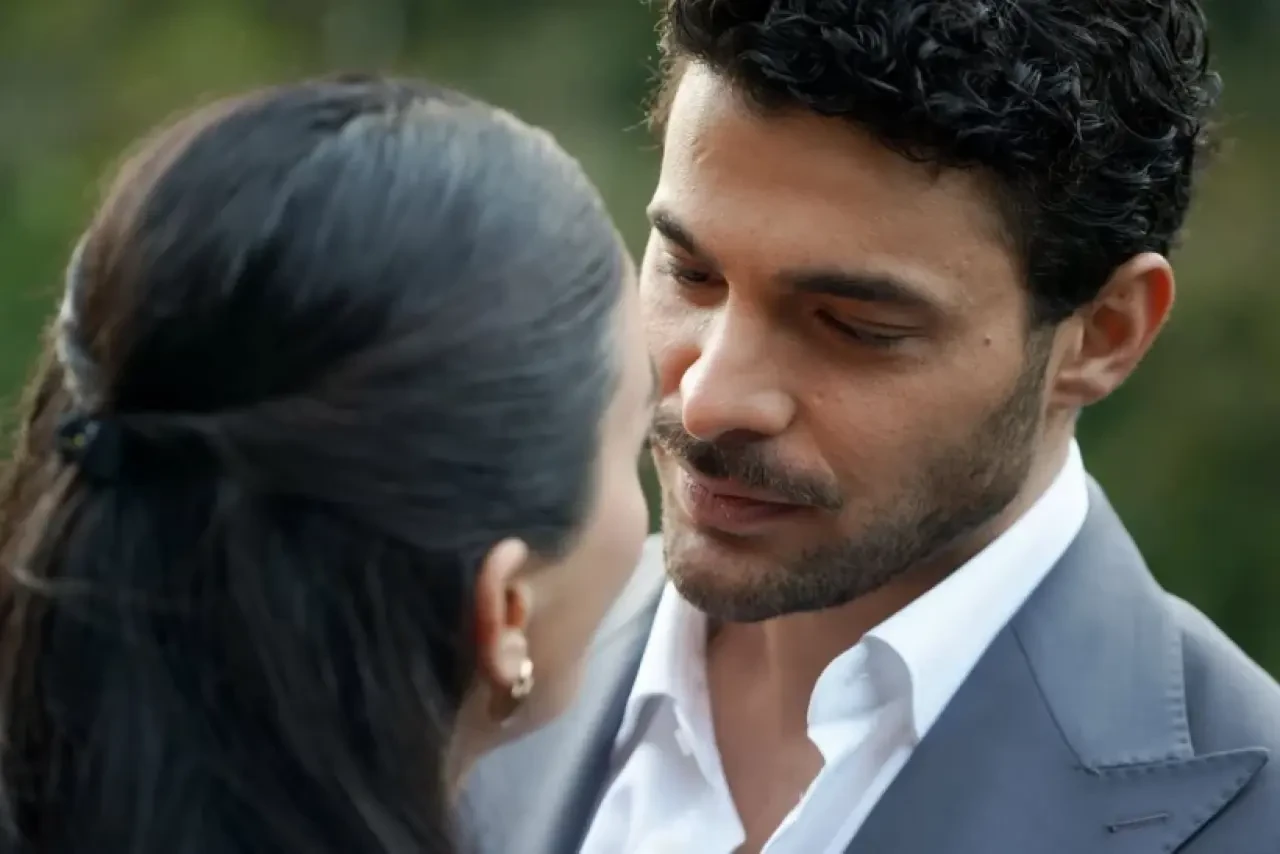 Gözleri KaraDeniz Filmi Çamlıhemşin'de Şaşırtan Bir Olayla Karşılaştı: Ayı Seti Bastı, Yeni Transferlerle Kadro Güçlendi! 7