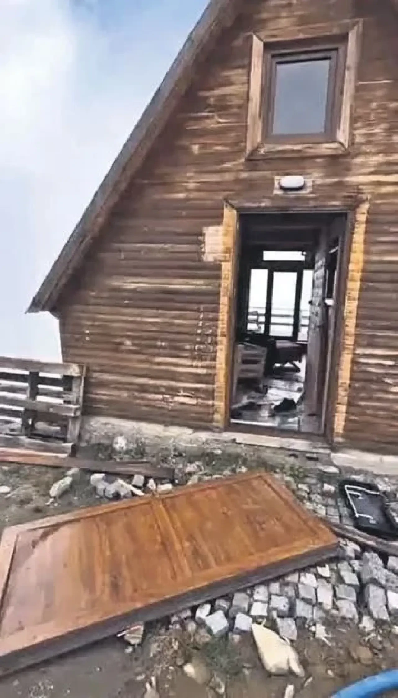 Gözleri KaraDeniz Filmi Çamlıhemşin'de Şaşırtan Bir Olayla Karşılaştı: Ayı Seti Bastı, Yeni Transferlerle Kadro Güçlendi! 17