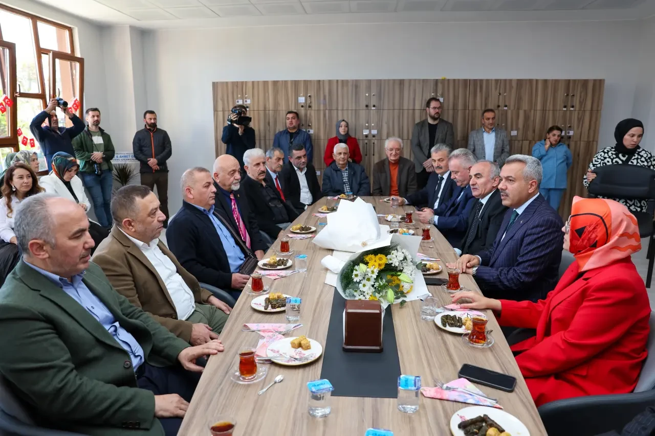 Rize’de Kurtuluş İlkokulu Yeni Binasıyla Eğitim-Öğretime Açıldı 1