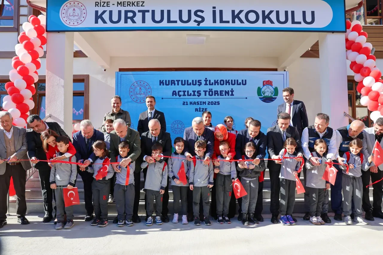 Rize’de Kurtuluş İlkokulu Yeni Binasıyla Eğitim-Öğretime Açıldı 9