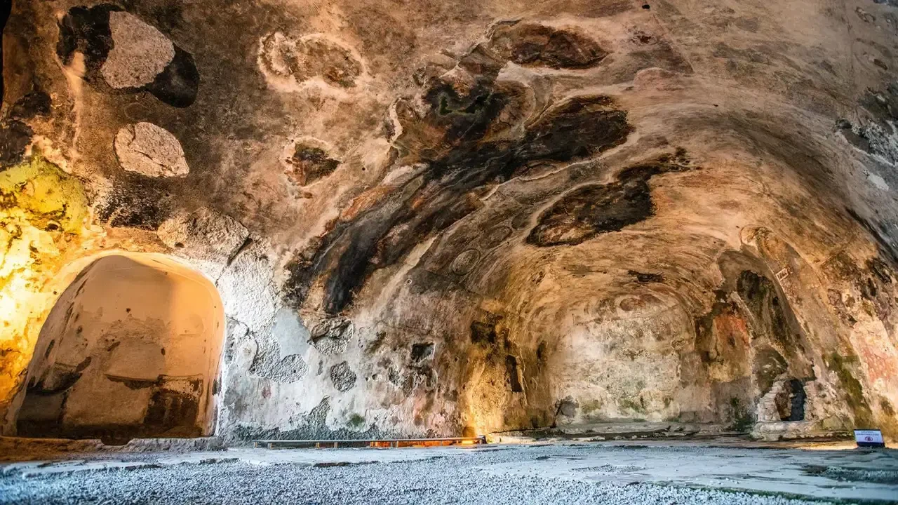 Boztepe’nin Eteklerinde Gizli Kalmış Bir Tarih: Kızlar Manastırı'nın Öyküsü 9