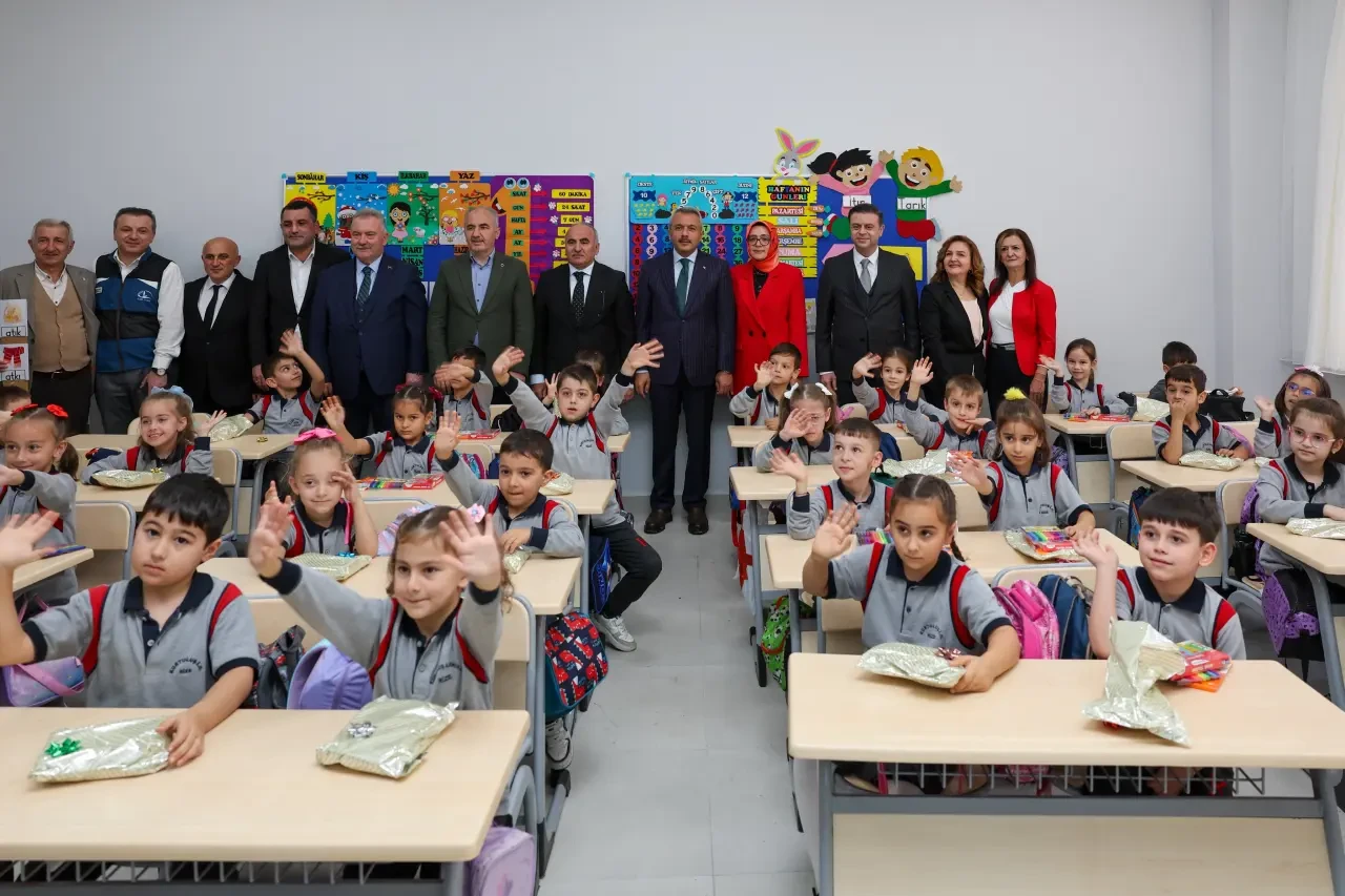 Rize’de Kurtuluş İlkokulu Yeni Binasıyla Eğitim-Öğretime Açıldı 2