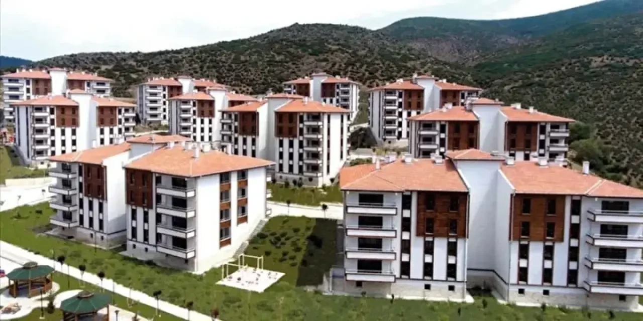 TOKİ 500 Bin Konut Başvuru Sürecinde Ödeme Yapılacak Bankalar Açıklandı: 2025 için İşte Detaylar! 3