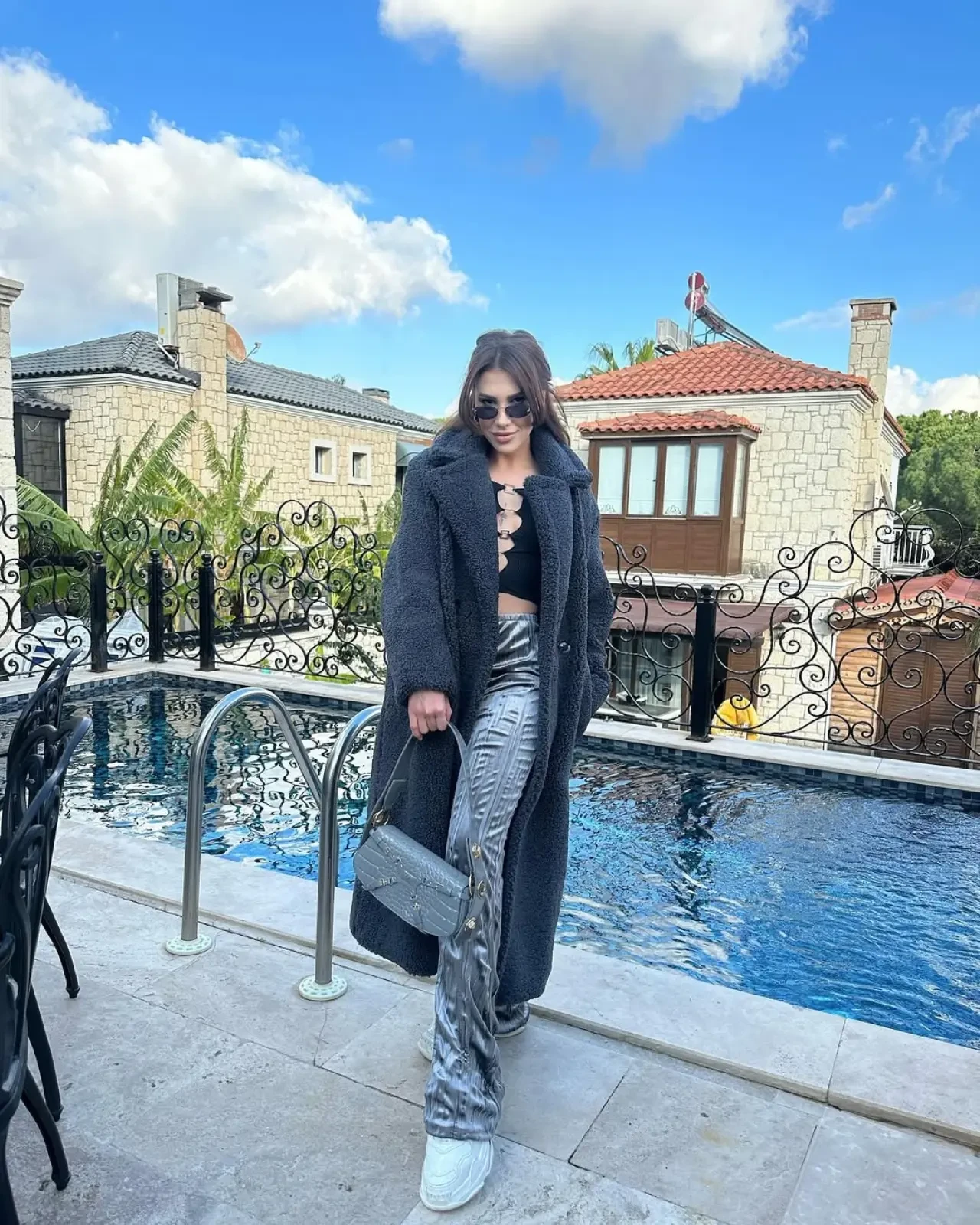 ⭐ Melis Buse Betkayan Kimdir? Kaç Yaşında, Nereli, Boyu Kaç? İşte Hayatı ve Merak Edilenler 9