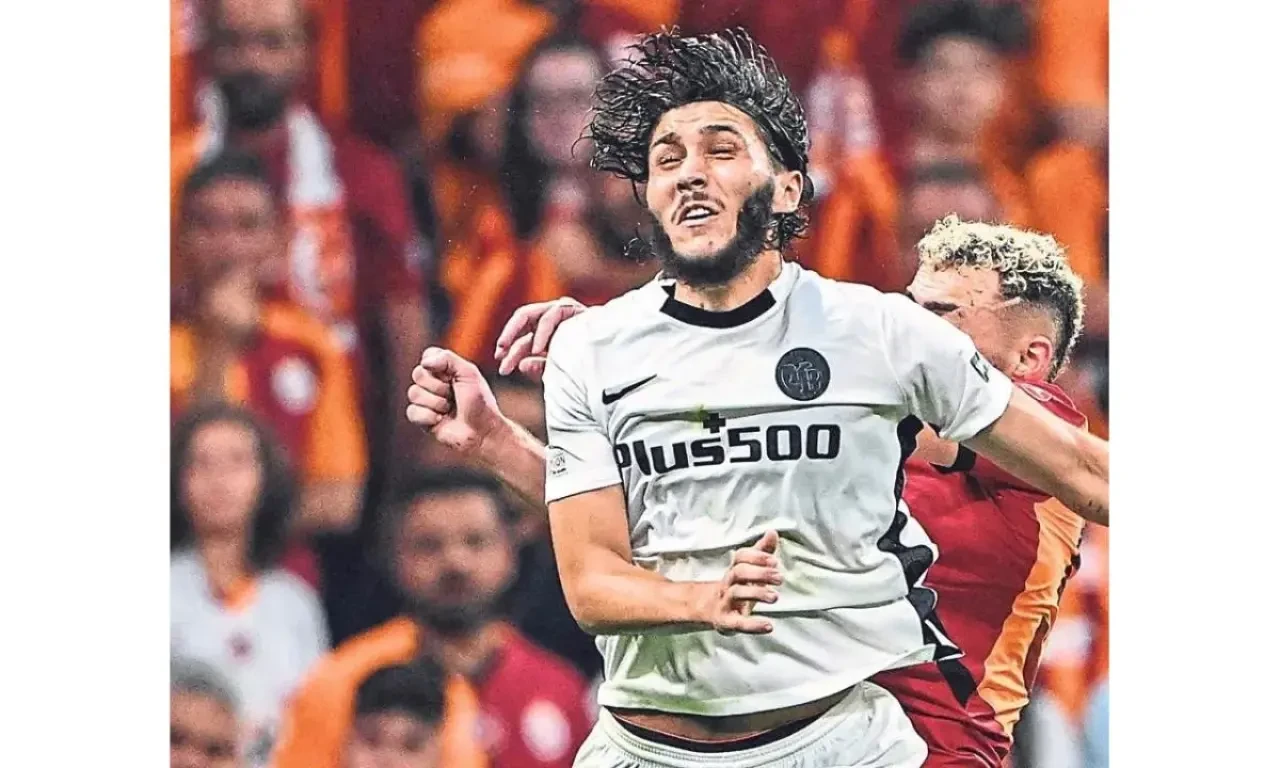 Jaouen Hadjam Kimdir, Kaç Yaşında? Beşiktaş’ın Transfer Listesine Giren Genç Yıldız Hakkında Tüm Detaylar 4