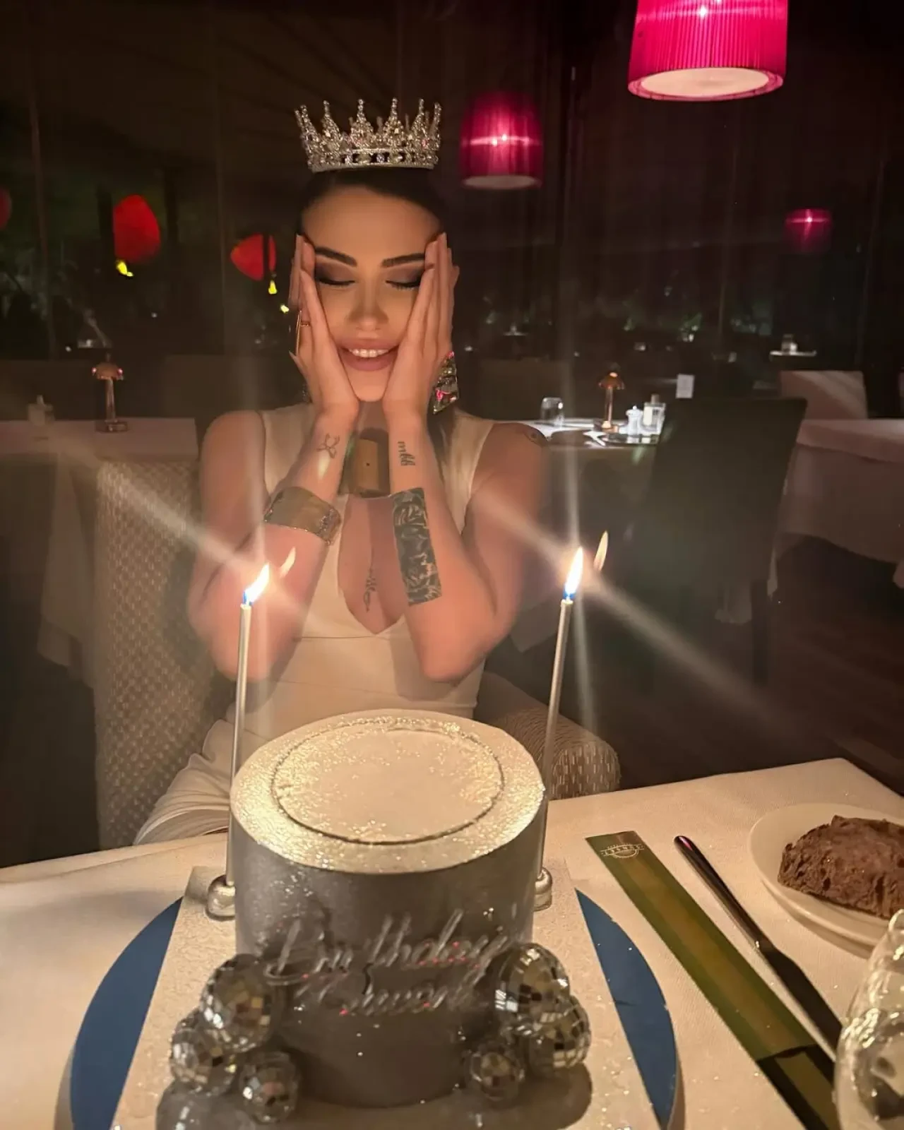 ⭐ Melis Buse Betkayan Kimdir? Kaç Yaşında, Nereli, Boyu Kaç? İşte Hayatı ve Merak Edilenler 1