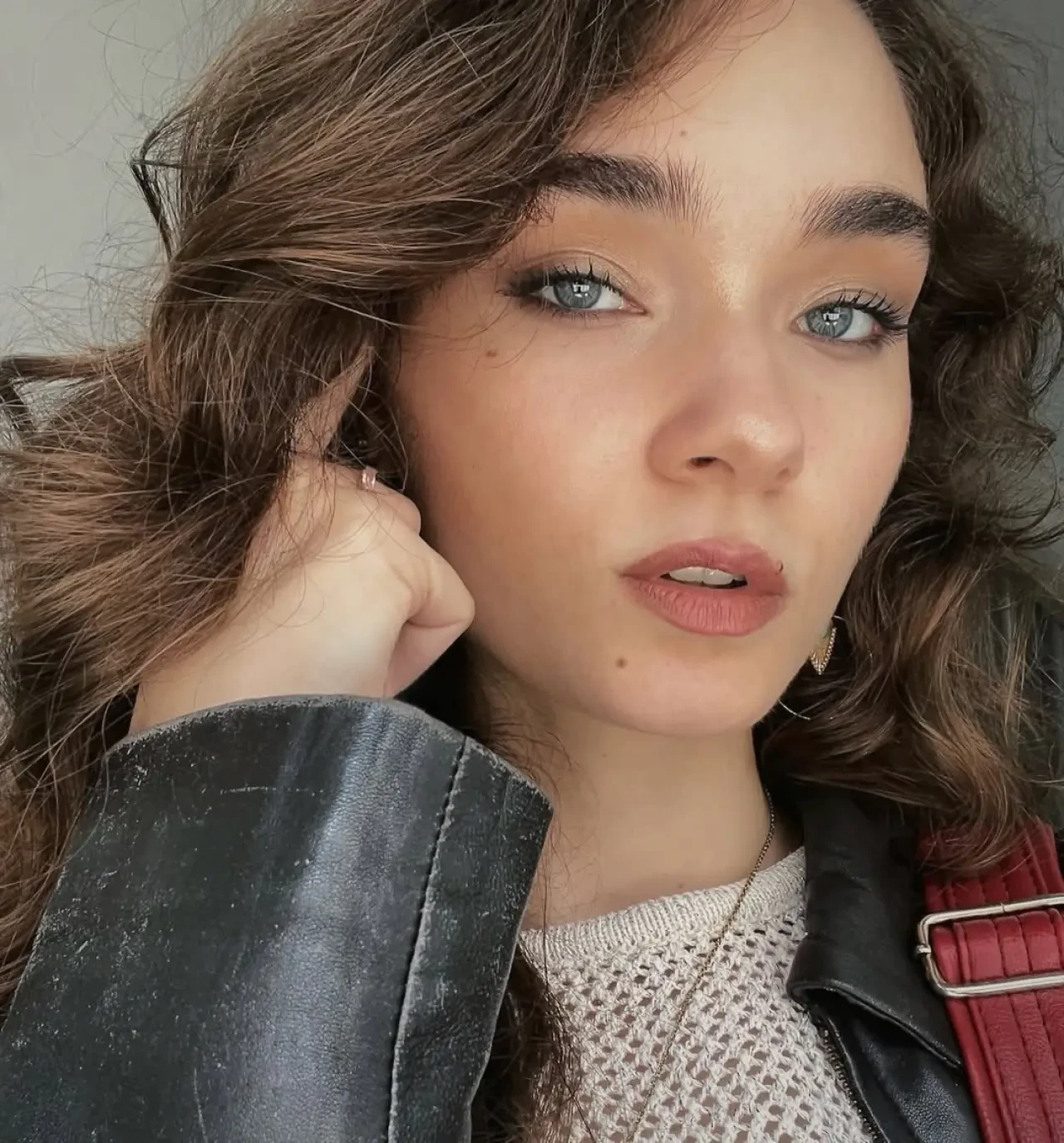 Sibel Kasapoğlu Kimdir? Kaç Yaşında, Nereli, Boyu Kaç? İşte Hayatı ve Kariyeri 1