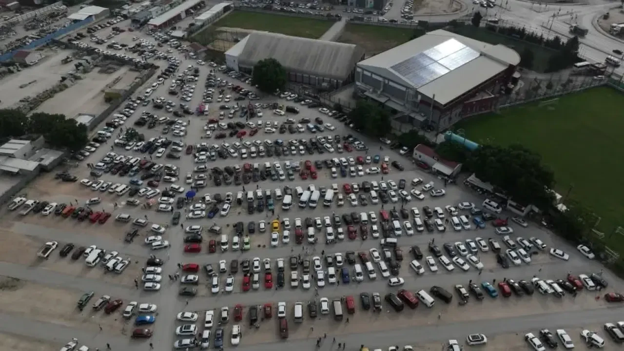 Rizeliler İkinci Ele Yöneldi: Araçlar Yaşlanıyor 7