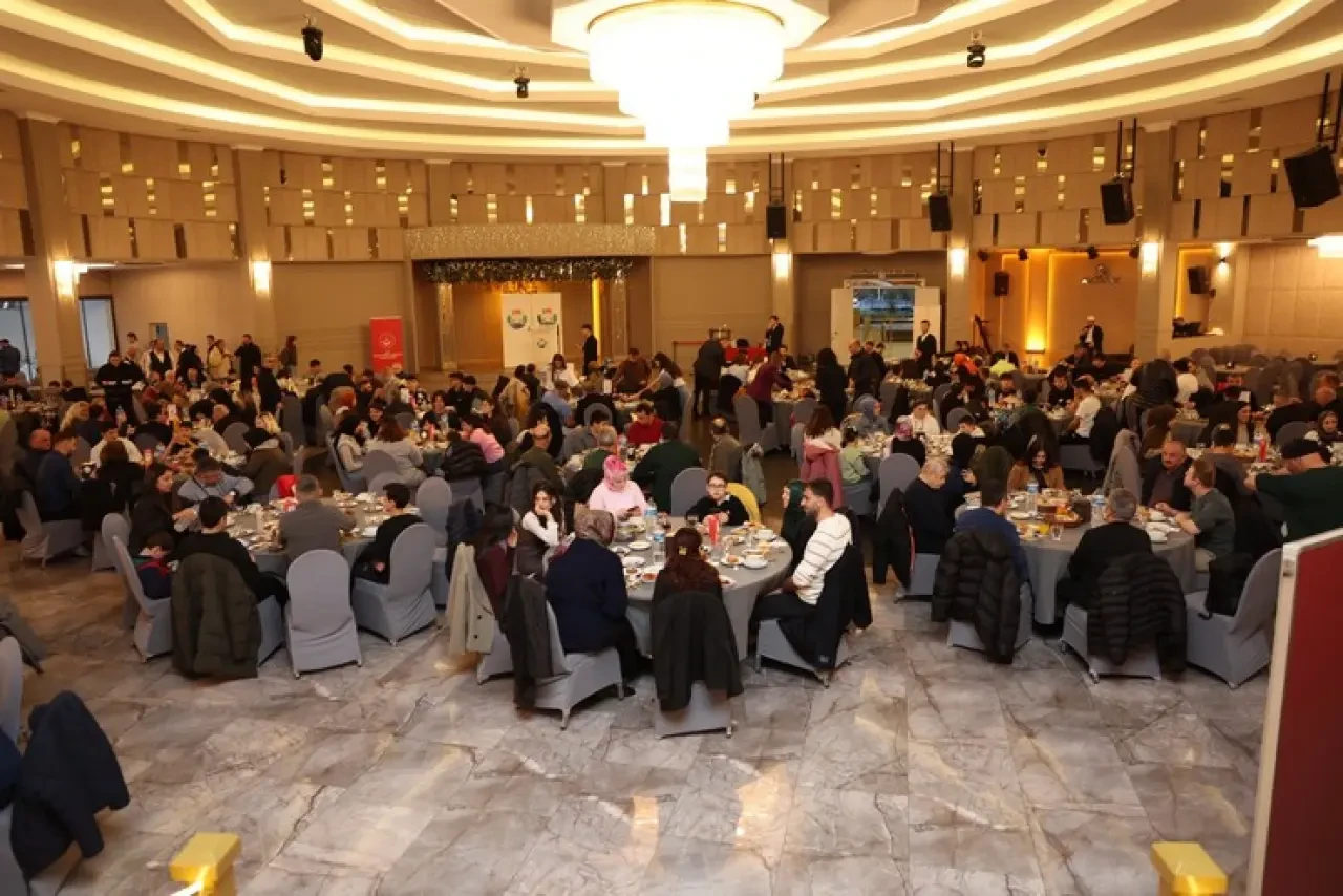 Rize’de Gönül Sofrası: Devletin Şefkat Eli Kültürpark’ta Buluştu 3