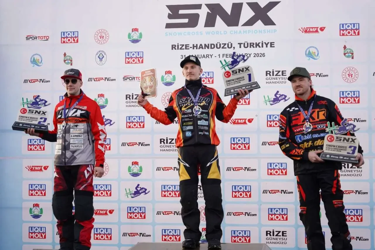 Handüzü’nde sis, kar, motor sesi : SNX finali Rize’de nefes kesti 2