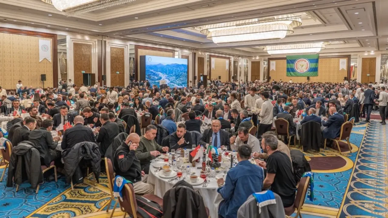 Bakanlar İftar Programında Rizespor'u Ziyaret Etti 1