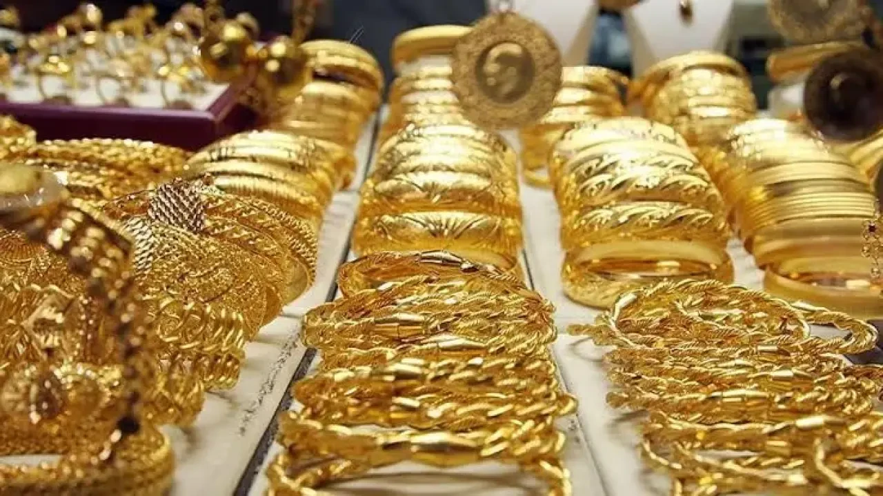 Rize'de Altın Alacaklara 6 Bin TL Uyarısı! Uzmandan Kademeli Alım Tavsiyesi 2