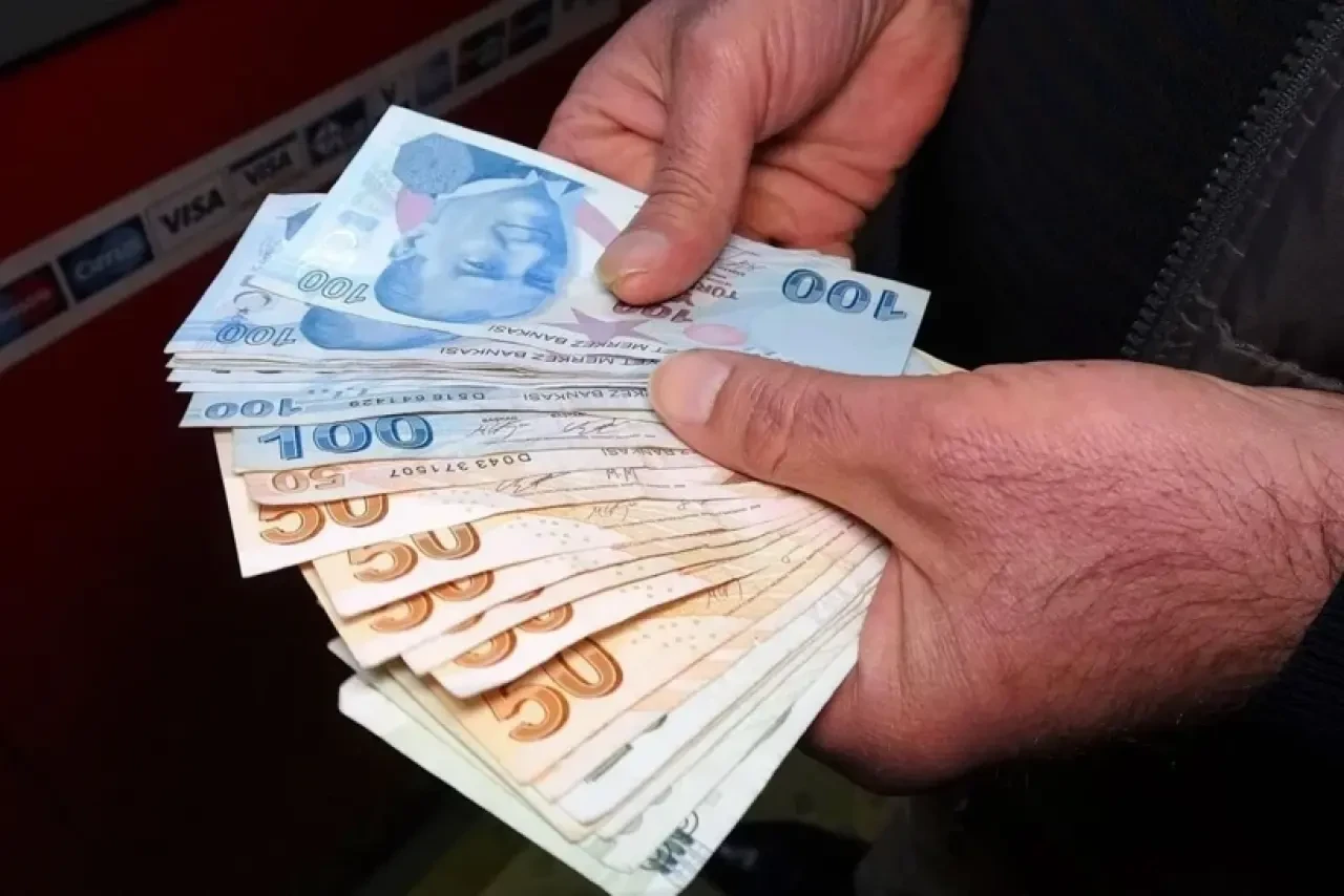 Mevduat Faiz Getirileri Rekor Kırdı: 1 Milyon TL'nin 32 Günde Elde Ettiği Kazançta Tarihi Zirve! 10