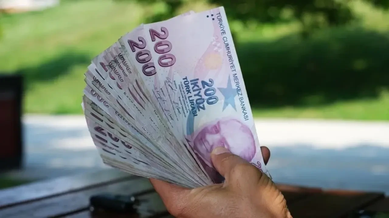 Mevduat Faiz Getirileri Rekor Kırdı: 1 Milyon TL'nin 32 Günde Elde Ettiği Kazançta Tarihi Zirve! 6