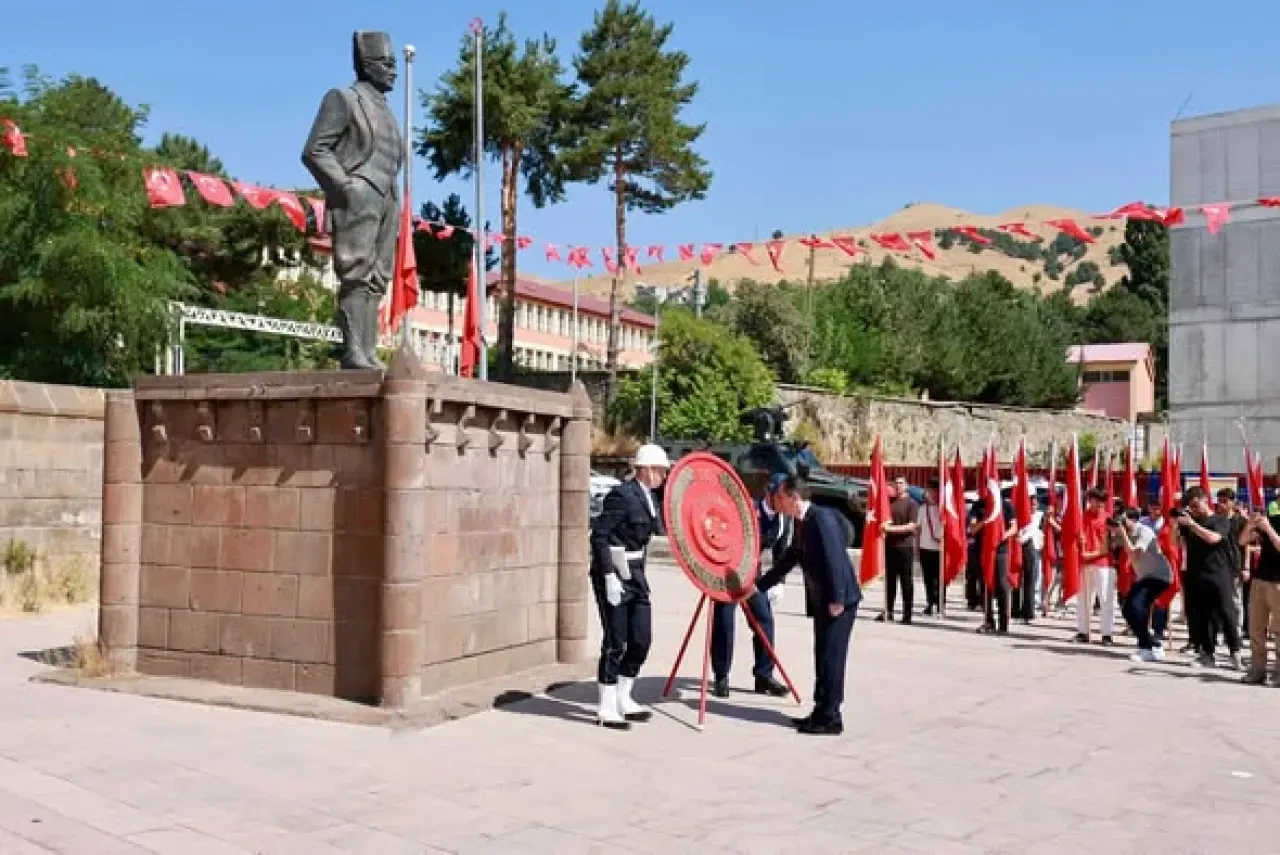Bitlis’in Kurtuluşunun 110. Yılı Coşkuyla Kutlandı 9