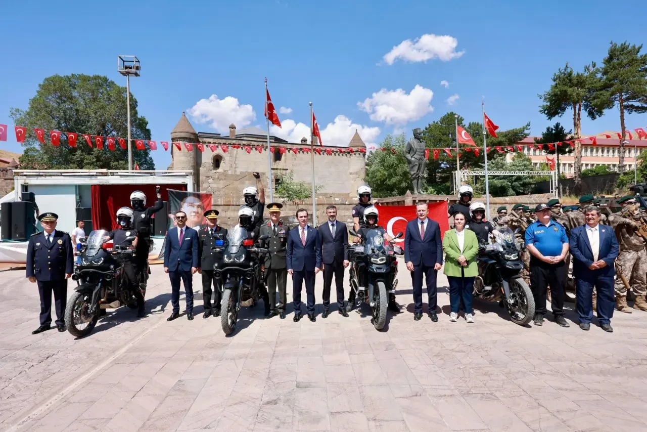Bitlis’in Kurtuluşunun 110. Yılı Coşkuyla Kutlandı 2