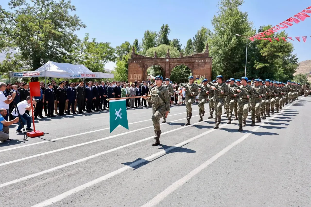 Bitlis’in Kurtuluşunun 110. Yılı Coşkuyla Kutlandı 5