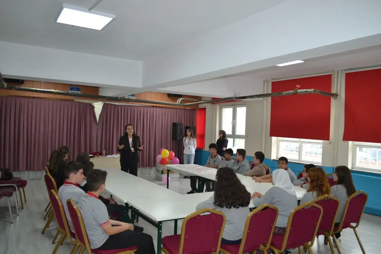Köy Okulunda Öğrenciler Bilim, Teknoloji ve Üretimle Buluştu: İki Günde 11 Atölye 6