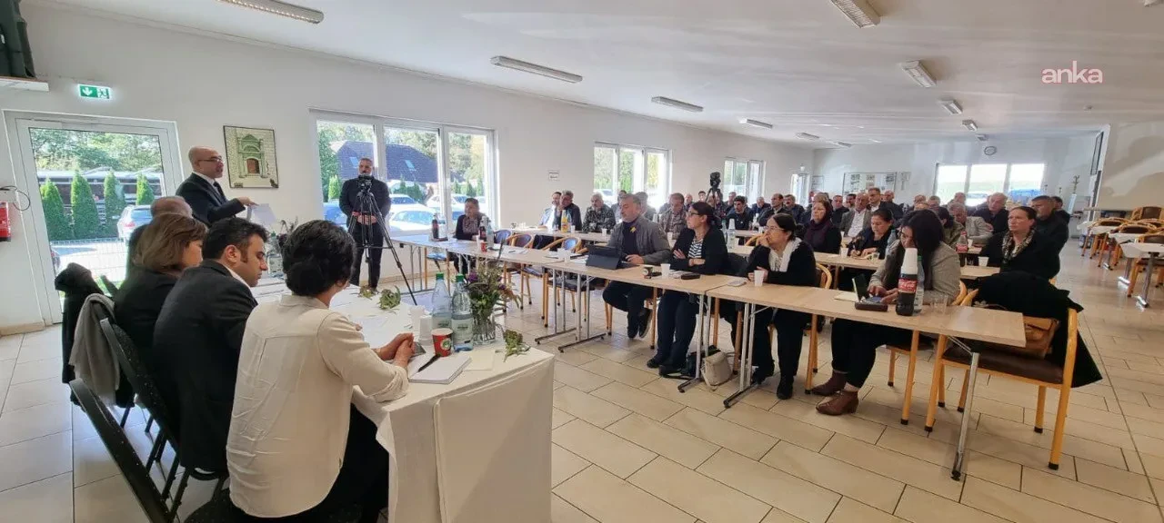 DEM Parti'den Almanya'da yaşayan Ezidilerle buluşma