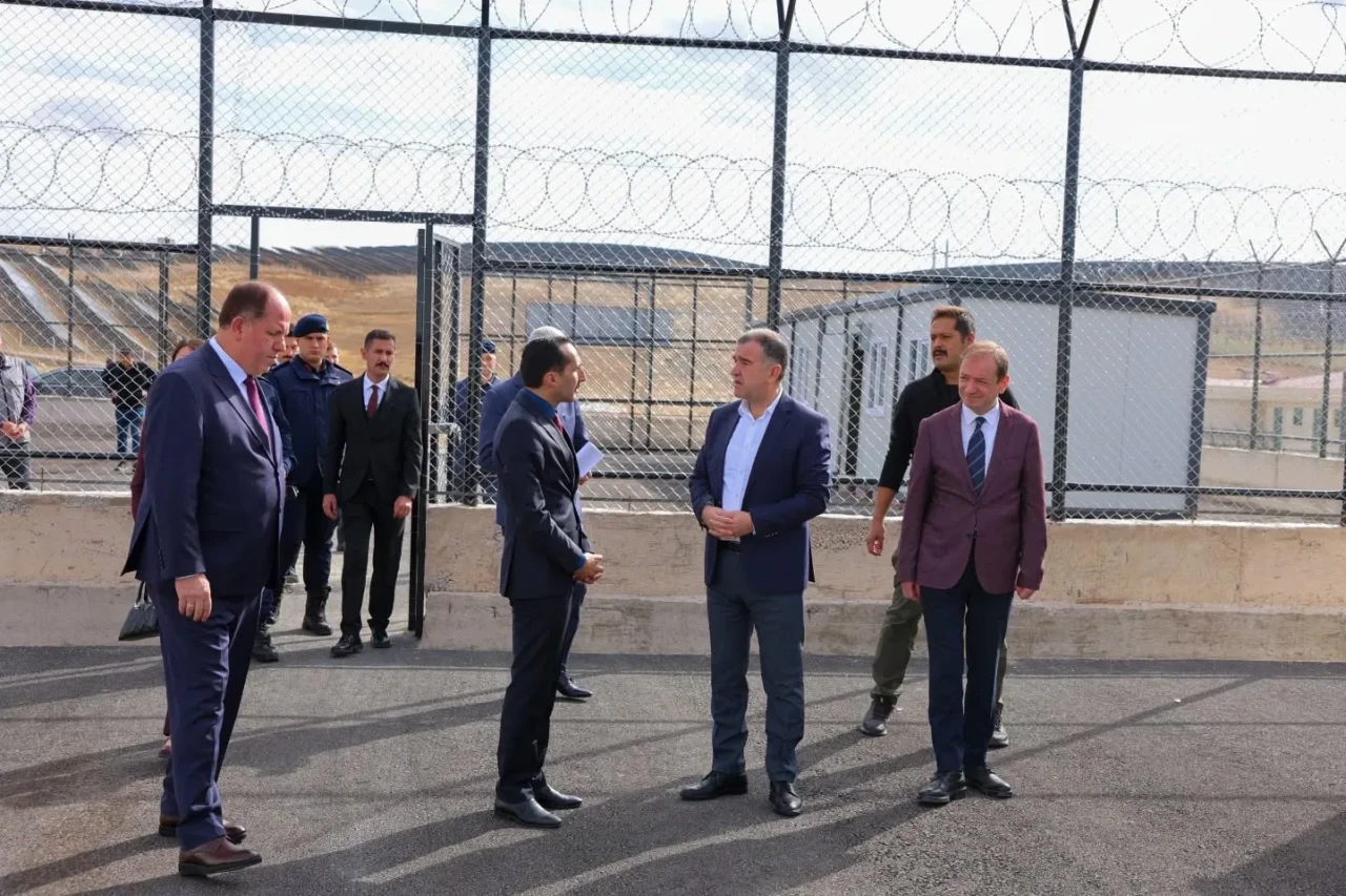 Bayburt'ta Düzensiz Göçmenler için GÖKSEM Açıldı, Göç Yönetimi Süreçleri Hedefleniyor
