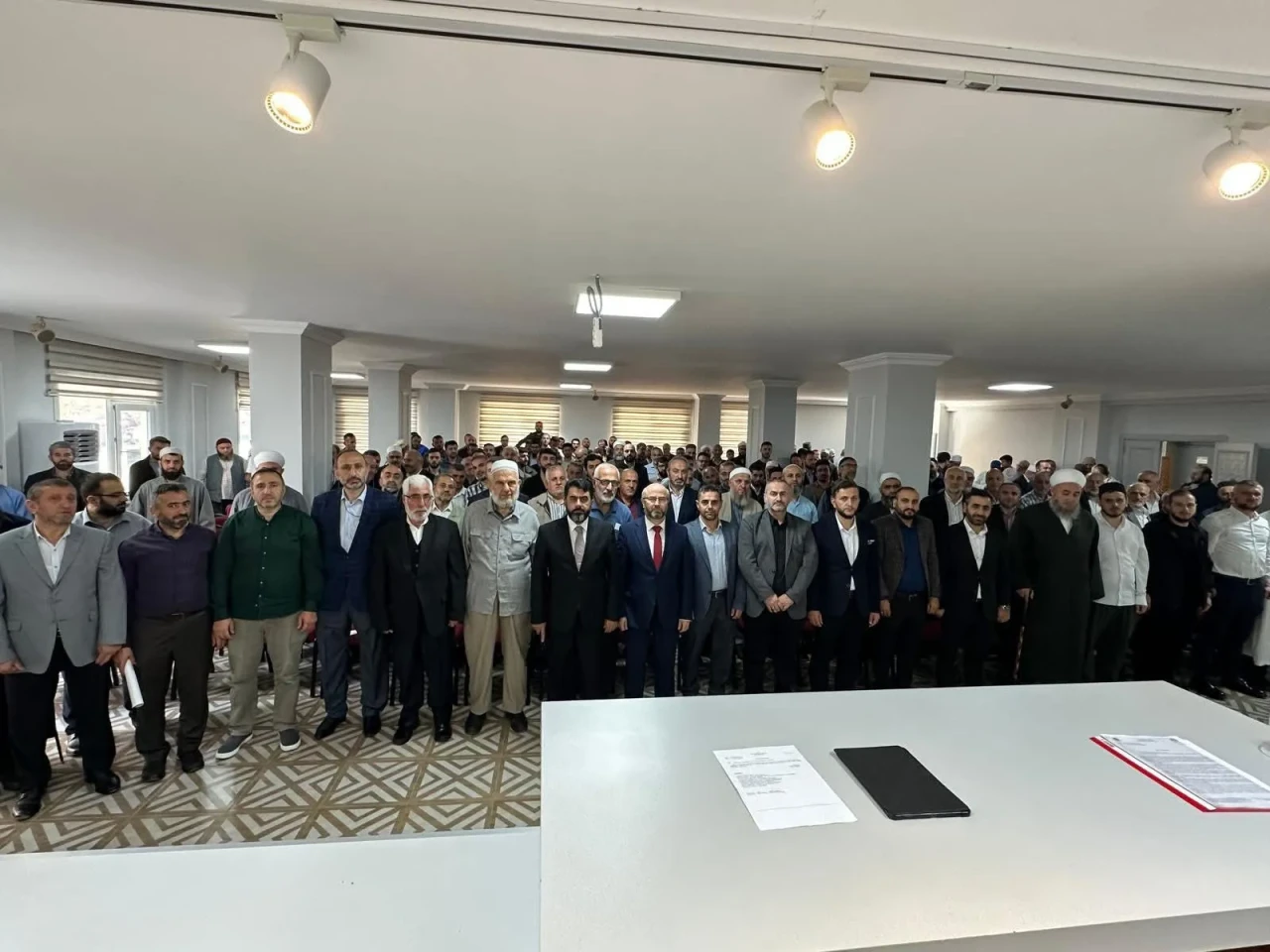 Of İlçe Müftüsü Cebeci, cenaze töreninde toplumsal dayanışmanın önemini vurguladı