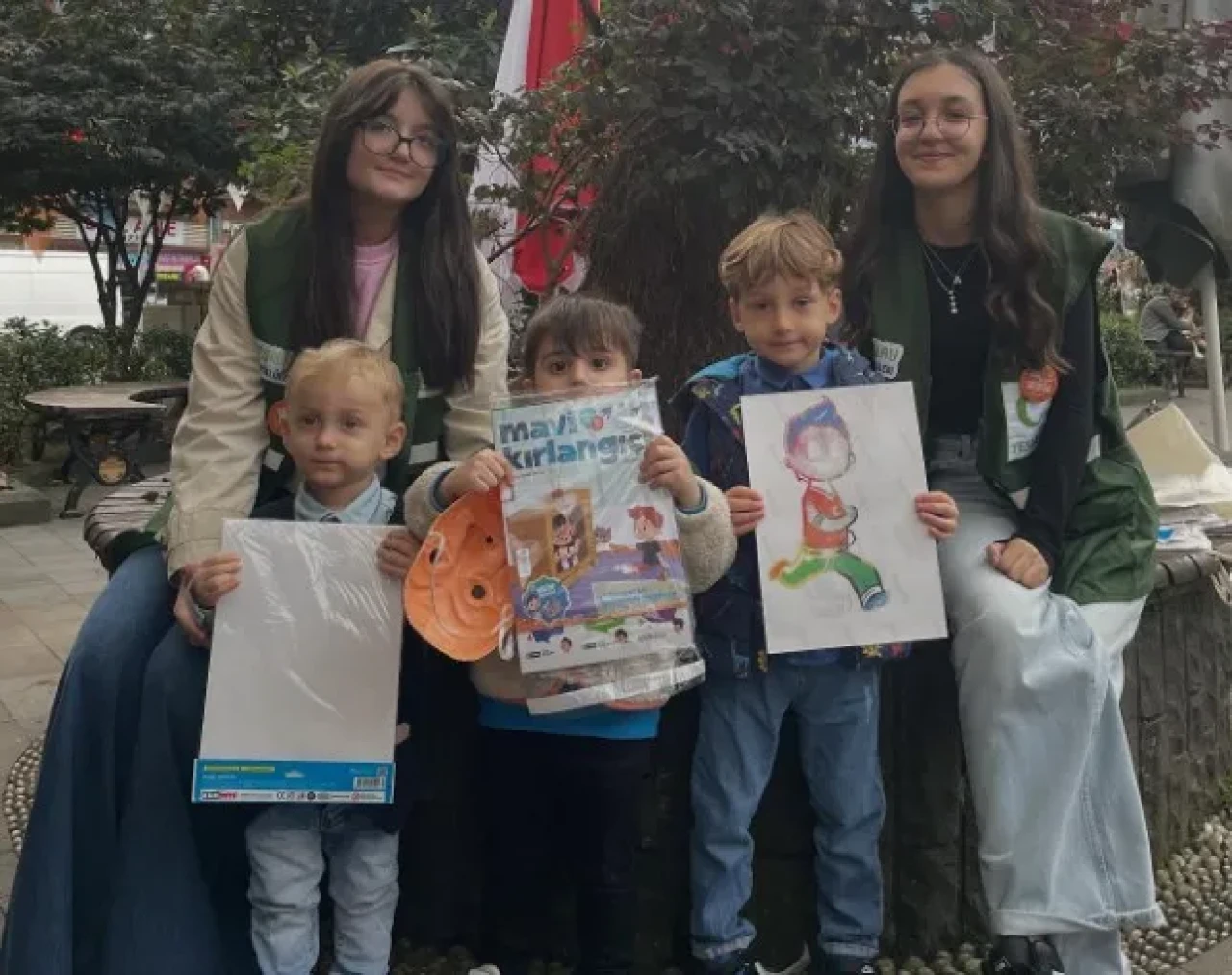 Rize'de Yeşilay, okullarda sağlıklı yaşam bilinci oluşturuyor etkinliği düzenledi