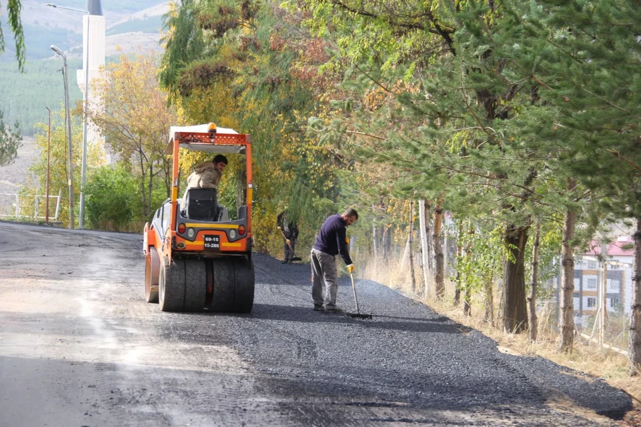 Bayburt Belediyesi, modern ve temiz bir yaşam için altyapı çalışmalarına hız verdi