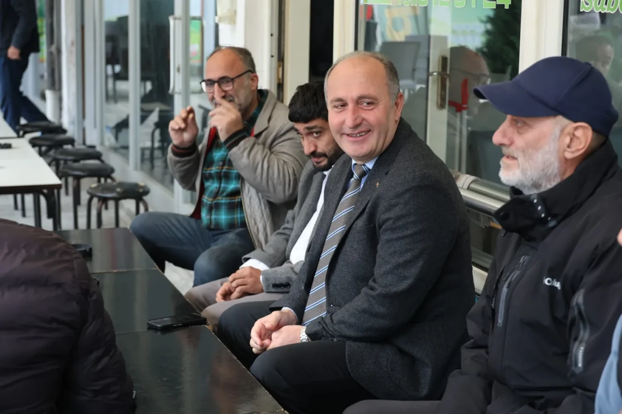 Başkan Ataselim, Arhavi'de vatandaşlarla kahvaltıda buluştu, talepler dinlendi