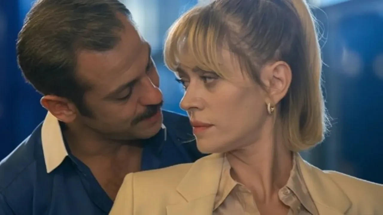 Dizinin iki ismi başrollerin önüne geçti! Aşkları dillere destan oldu