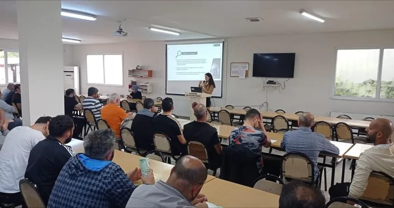 Rize Yeşilay, cezaevlerinde bağımlılıkla mücadele eğitimi veriyor