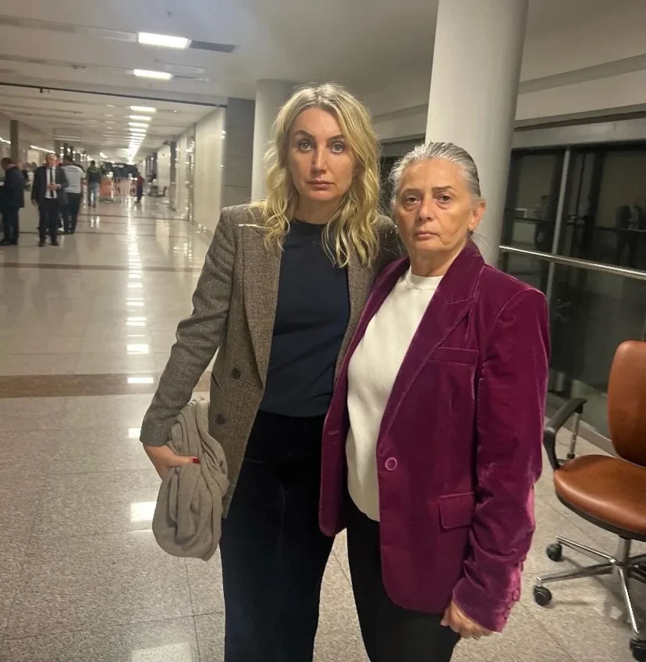 Sibel Suiçmez'den İmamoğlu'na destek: Demokrasi neden susturulamaz!