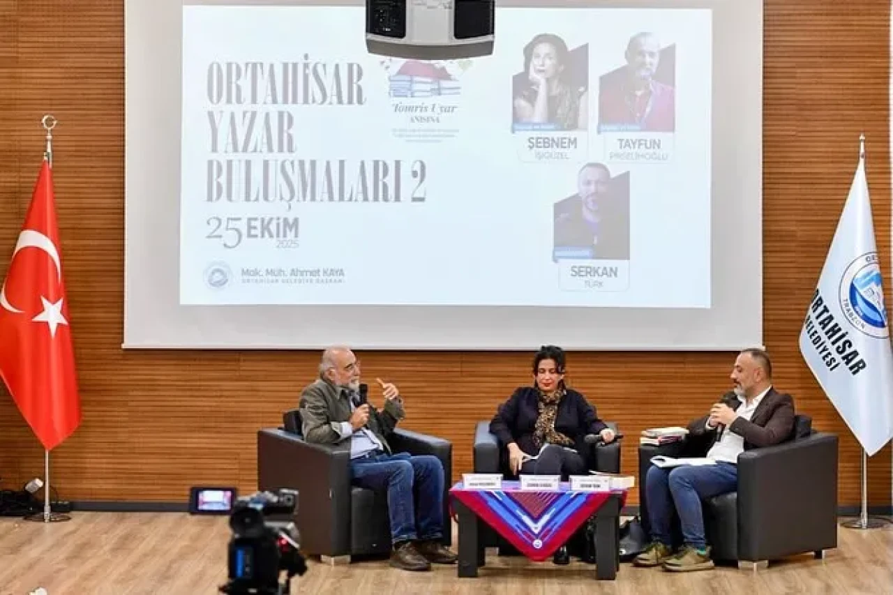 Ortahisar'da Yazar Buluşmaları: Edebiyat ve Düşünce İnsanı Tıklım Tıklım Dolu!