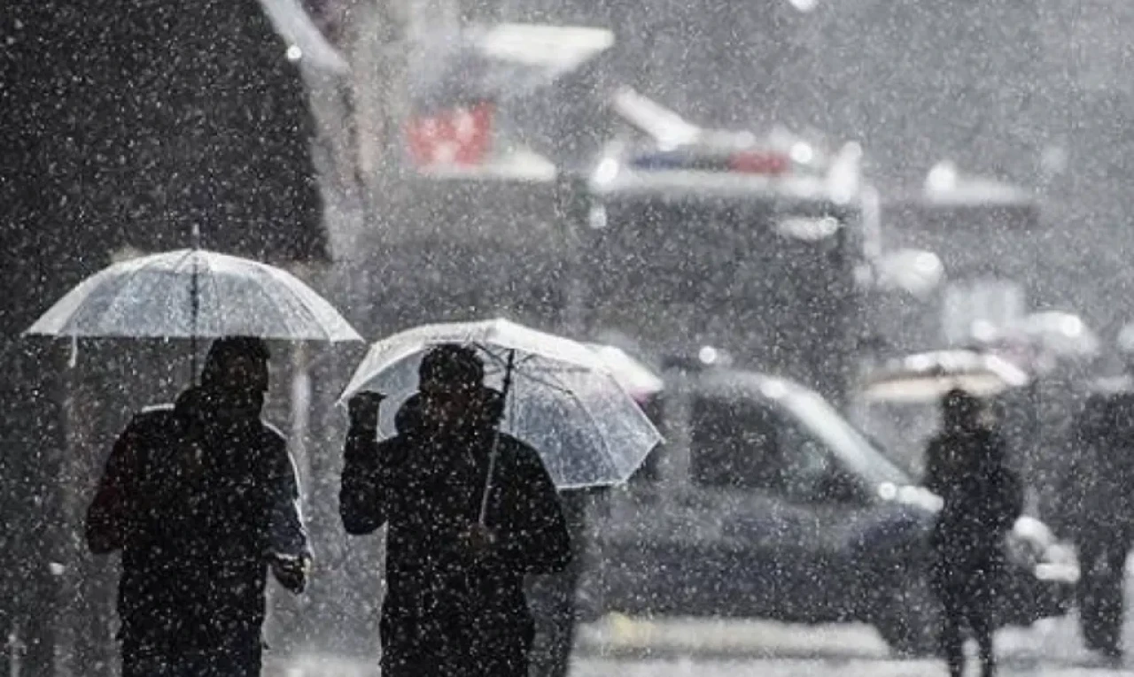 Havalar Soğuyor! Lapa Lapa Kar Geliyor! O iller İçin Uyarı Yapıldı