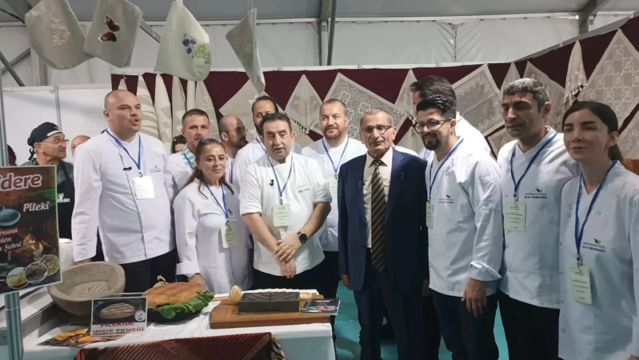 Karadeniz’in lezzetleri Rize'de genç şeflerle buluştu: 5. Gastronomi Rize Etkinliği coşkuyla gerçekleştirildi