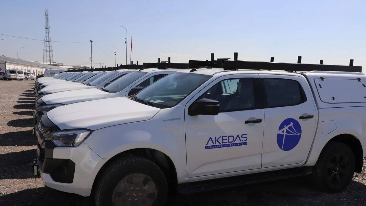 AKEDAŞ, Filodaki Arazi Araçlarını 4x4 Modellerle Kaplıyor!