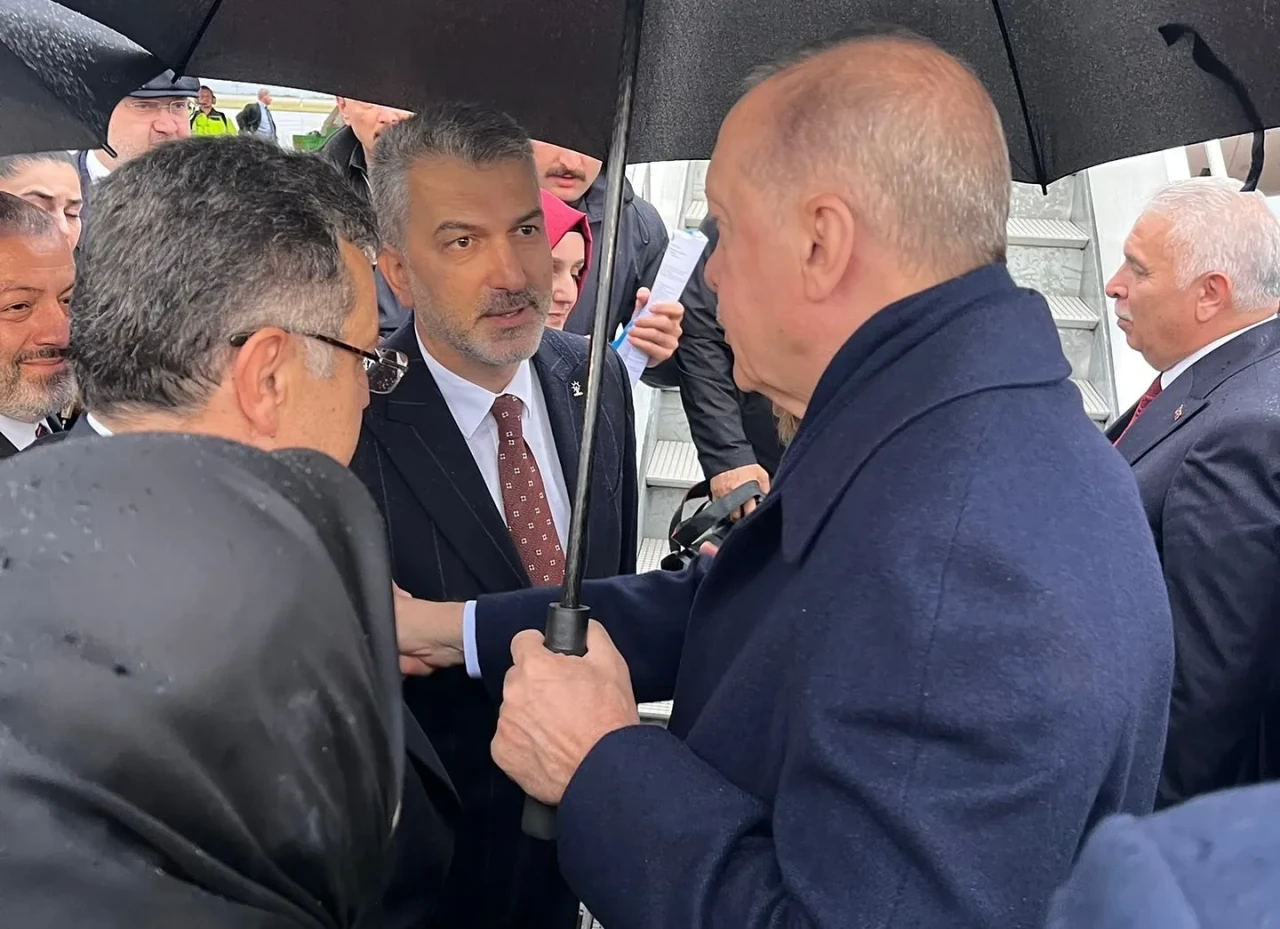 Erdoğan, Trabzon'daki açılışların ardından havalimanından uğurlandı