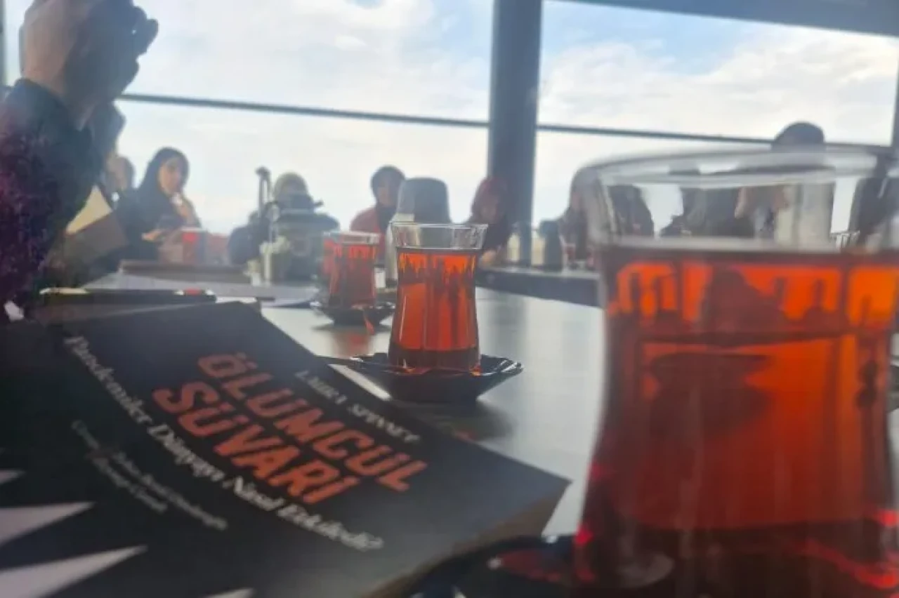 Rize'de "Ölümcül Süvari" ile Pandemiler Üzerine Derinlemesine Tartışmalar Yapıldı