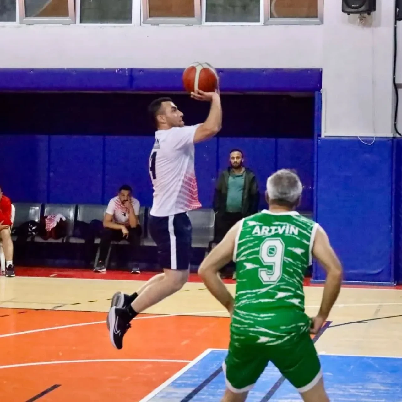 Artvin'de Kamu Spor Oyunları Basketbol Turnuvası heyecanı yaşandı!