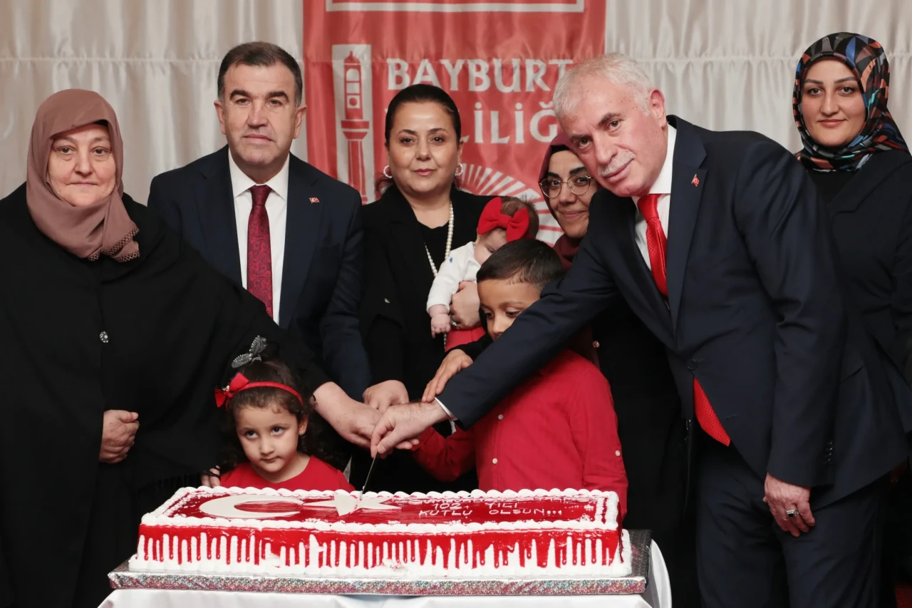 Bayburt'ta Cumhuriyetin 102. Yılı Coşkuyla Kutlandı