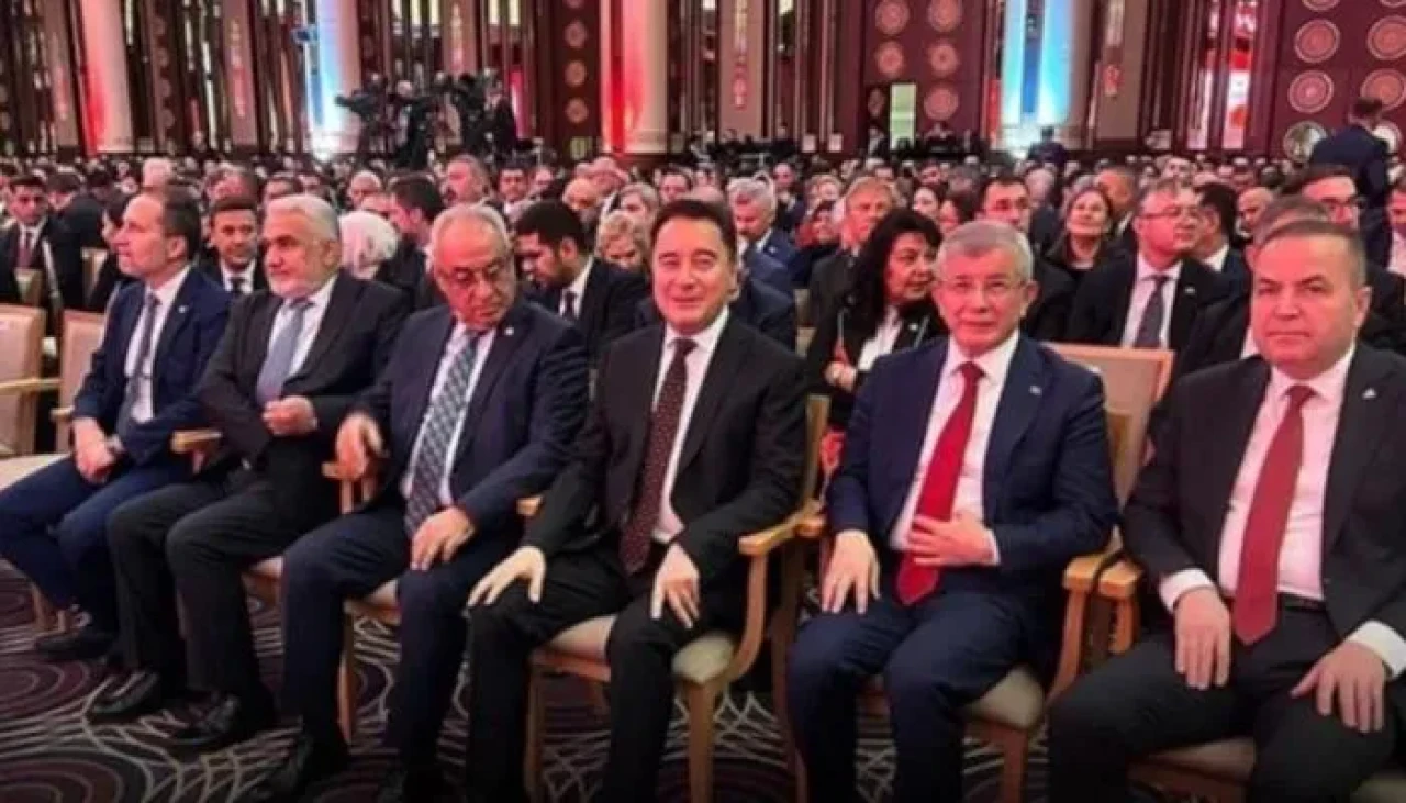 29 Ekim resepsiyonunda dikkat çeken kare: Kimler katıldı, kimler yoktu?