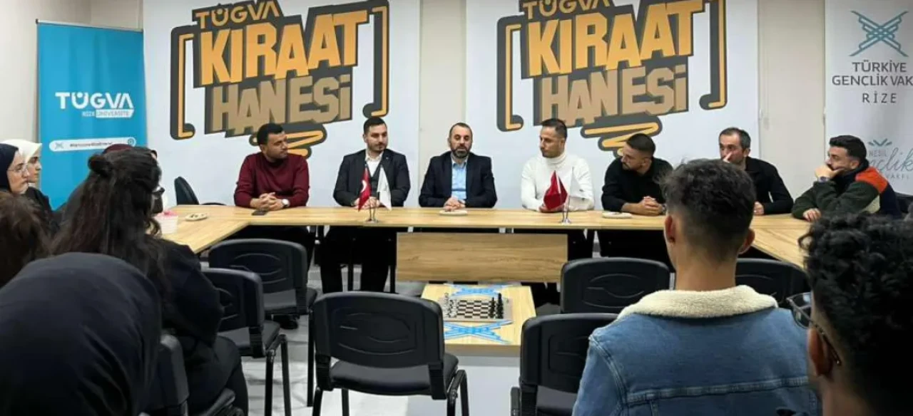 Müftü Çakmakçı Gençlerle “Velhasıl Sohbetleri”nde Buluştu