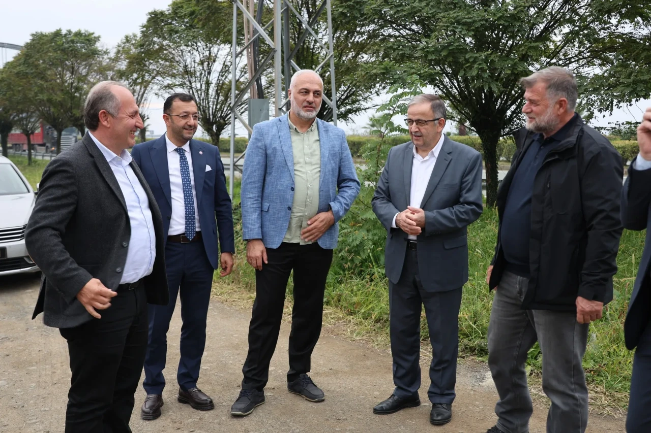 Arhavi'de Sahil Camii ve Kreş Projesi İçin Çalışmalar Başladı