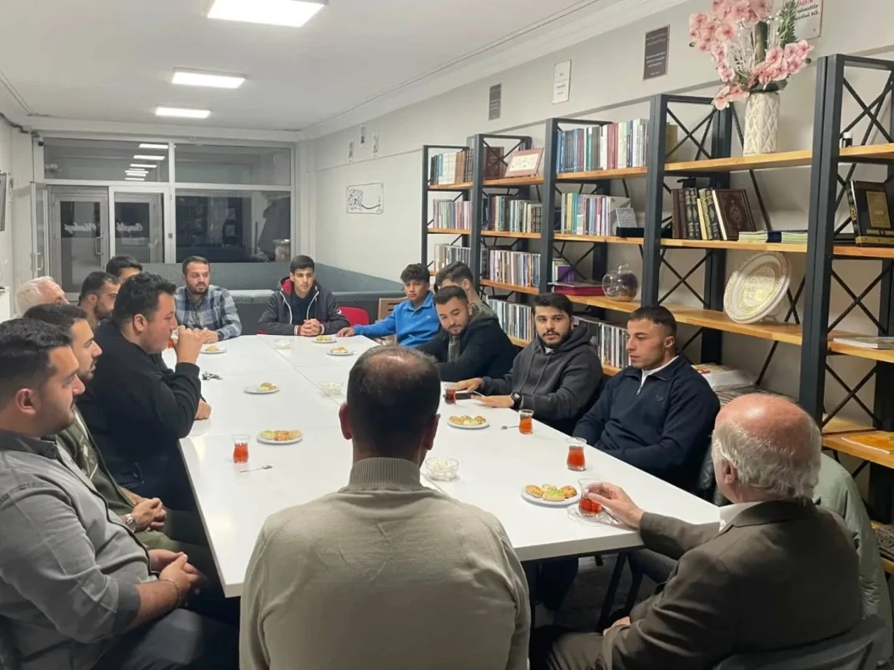 Bayburt'ta Gençlik Buluşmaları ile Gençlerin Manevi ve Sosyal Gelişimi Hedefleniyor