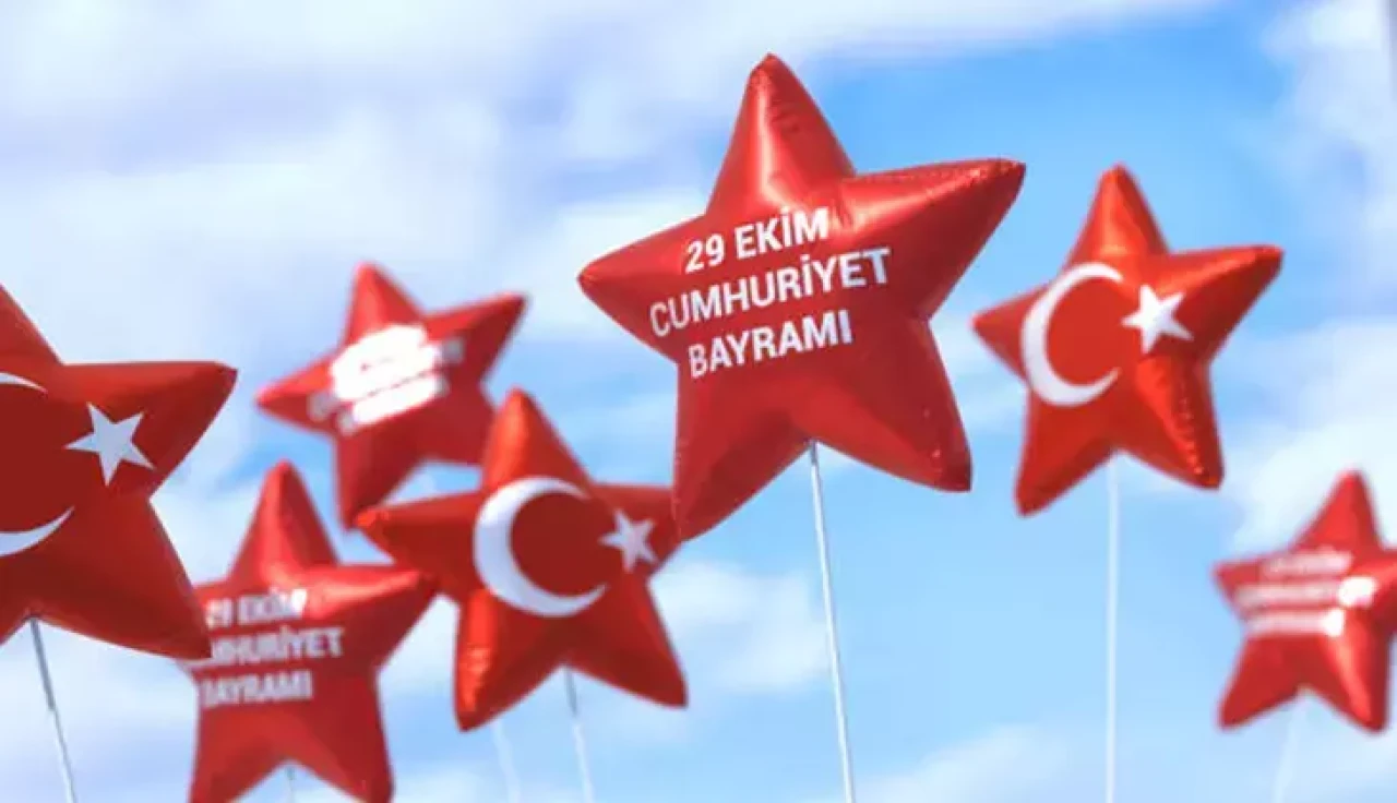 28 ve 29 Ekim'de resmi tatil mi? Okullar, üniversiteler, iş yerleri tatil mi?